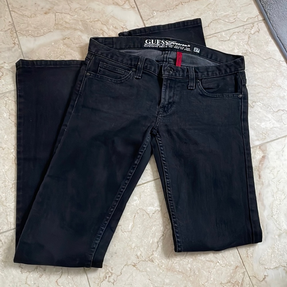 Womens Guess Bootleg jeans, size 27